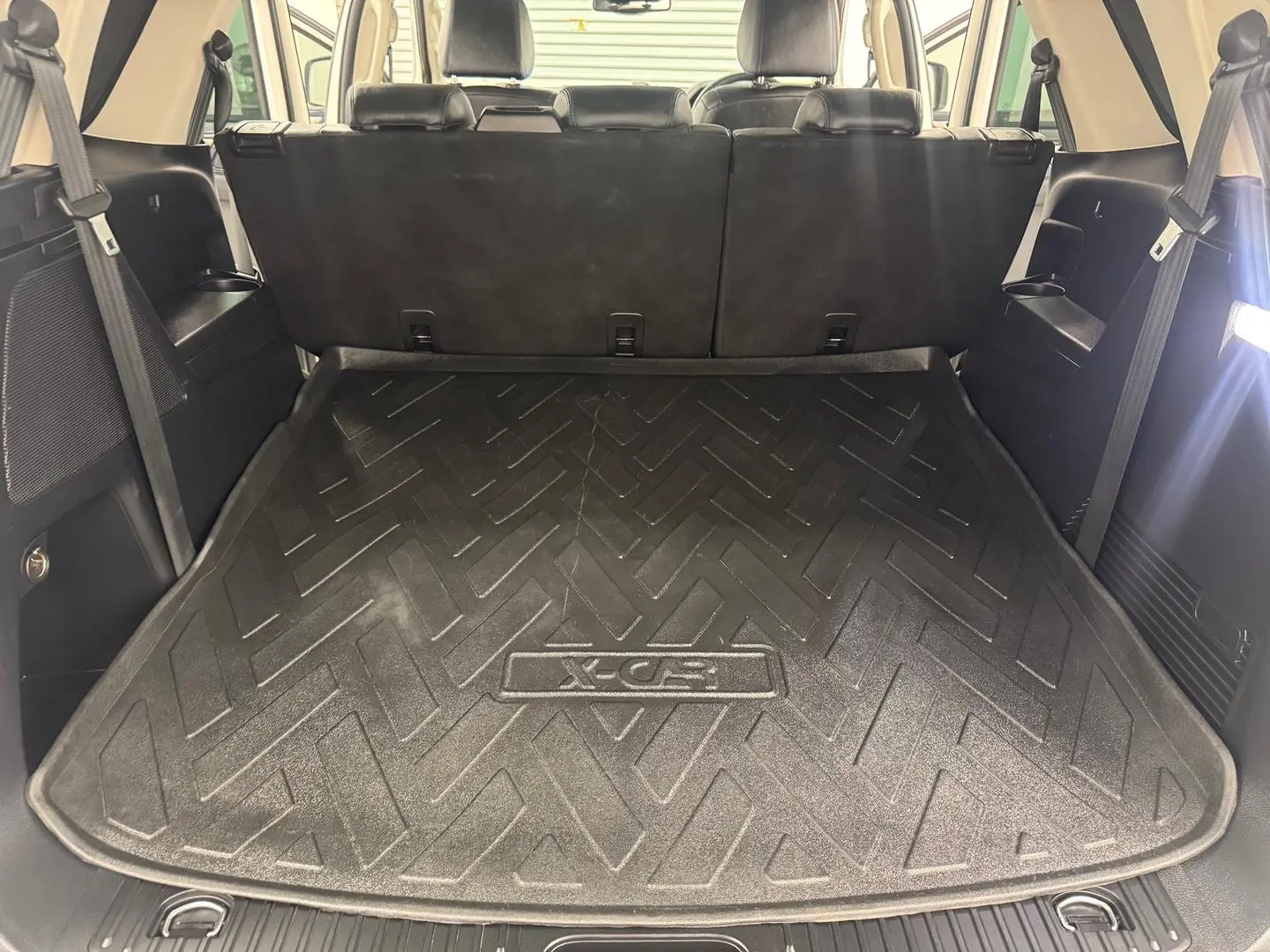 2020 Ford Everest Gallery Image 30