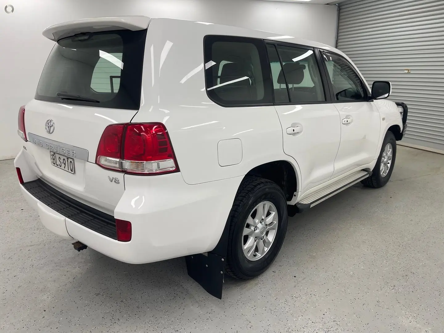 2010 Toyota Landcruiser Gallery Image 3