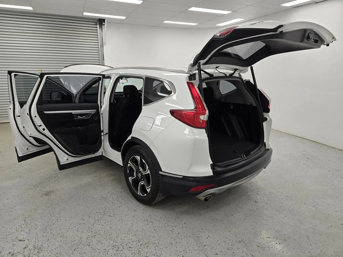2019 Honda CR-V Gallery Image 12
