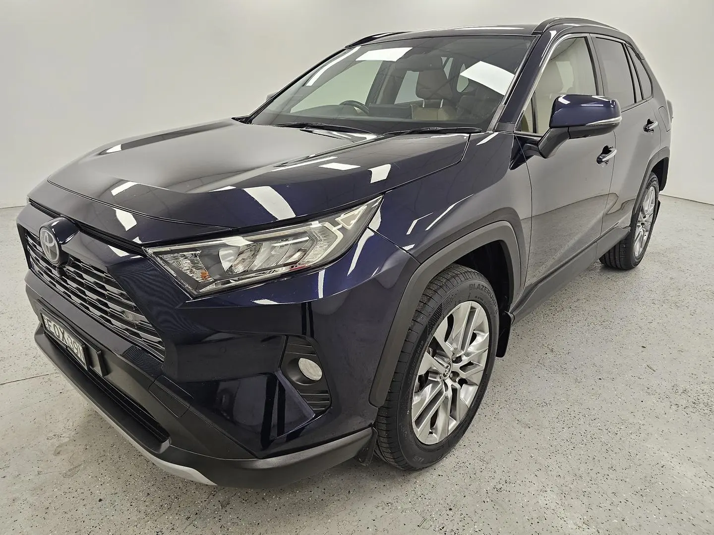 2021 Toyota RAV4 Gallery Image 7