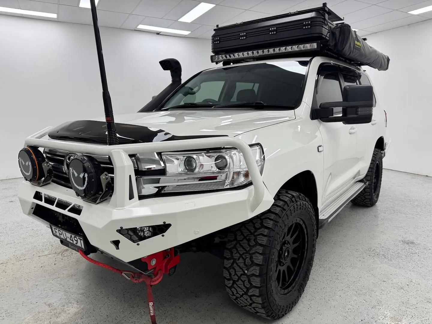 2017 Toyota Landcruiser Gallery Image 9