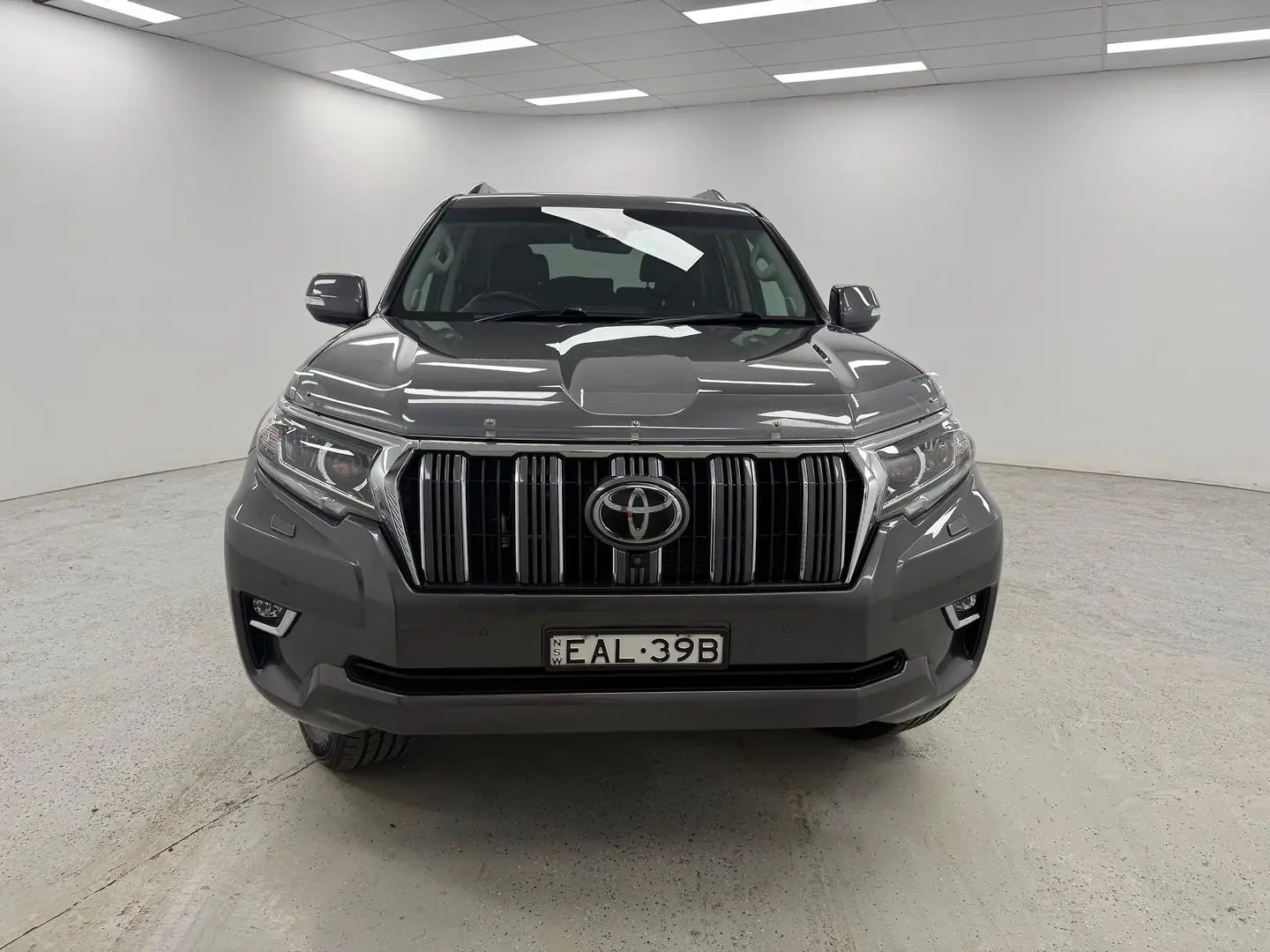 2019 Toyota Landcruiser Prado Gallery Image 29