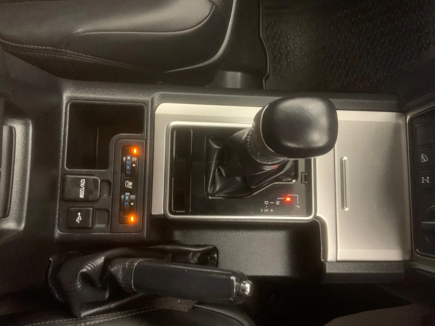 2021 Toyota Landcruiser Prado Gallery Image 32