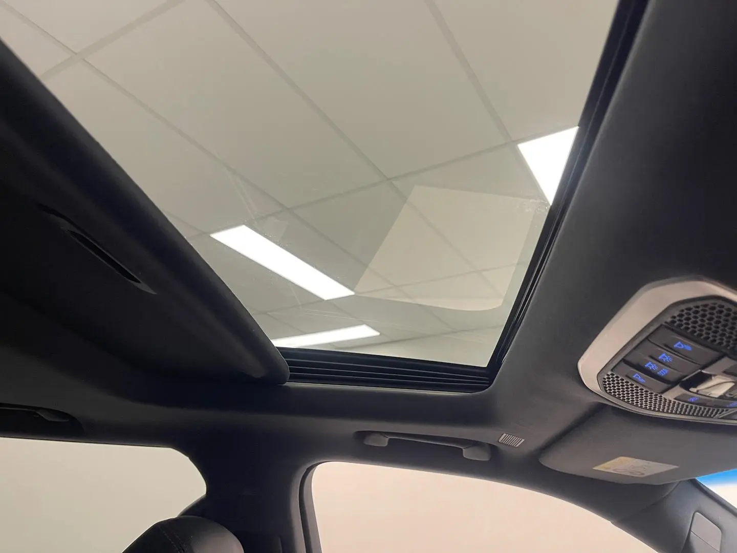 2023 Toyota Landcruiser Gallery Image 36