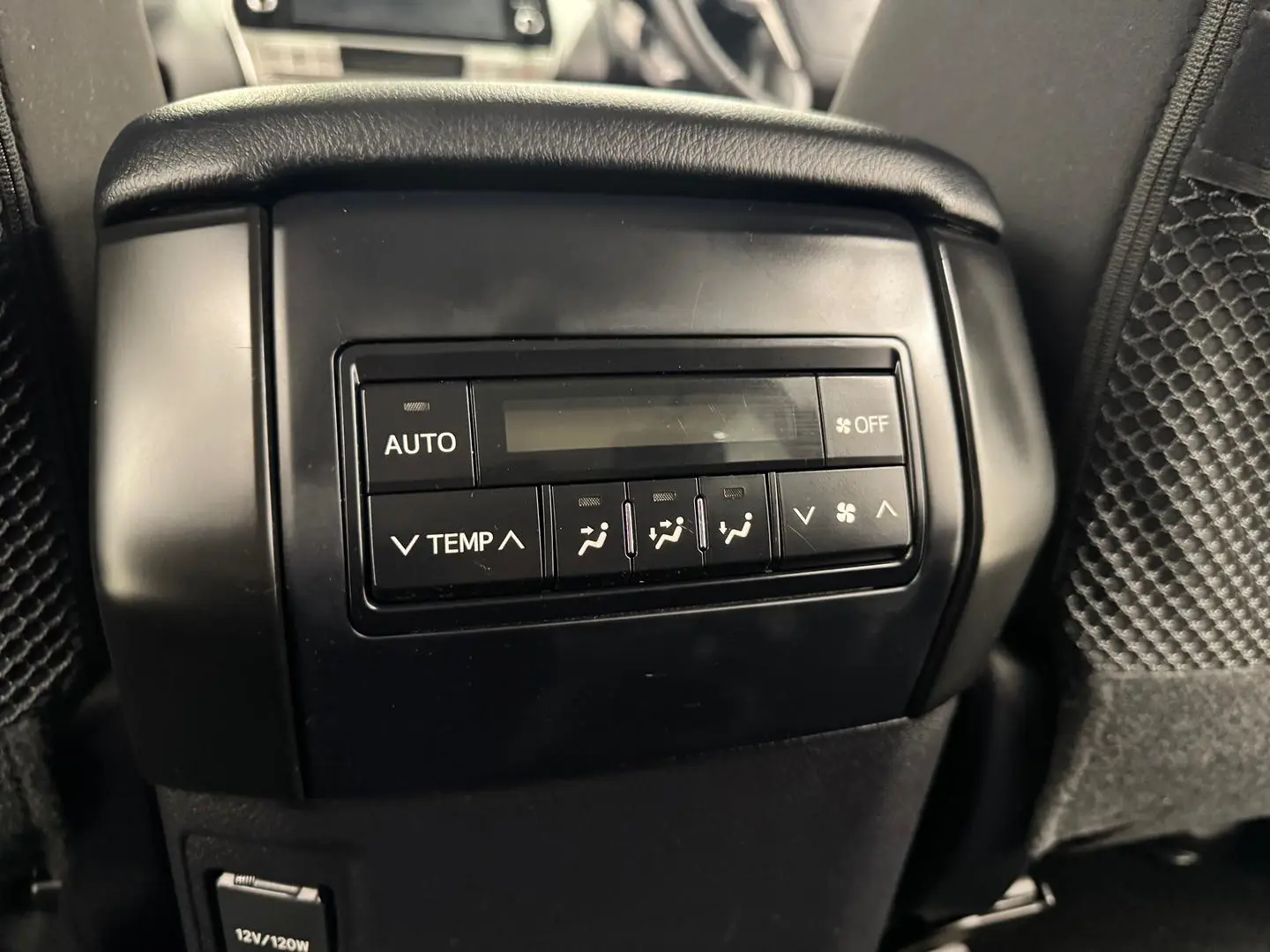 2023 Toyota Landcruiser Prado Gallery Image 32