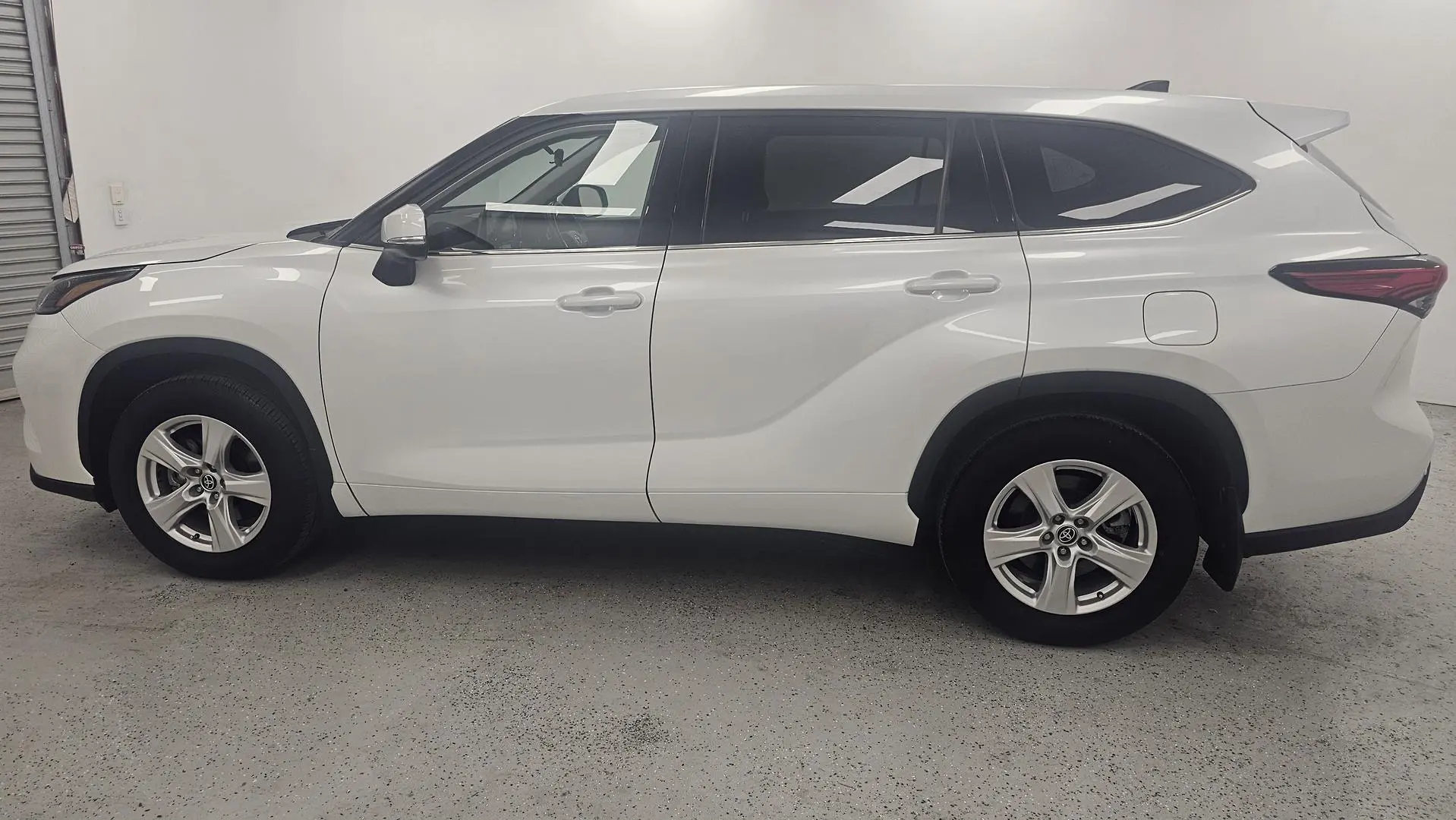 2022 Toyota Kluger Gallery Image 6