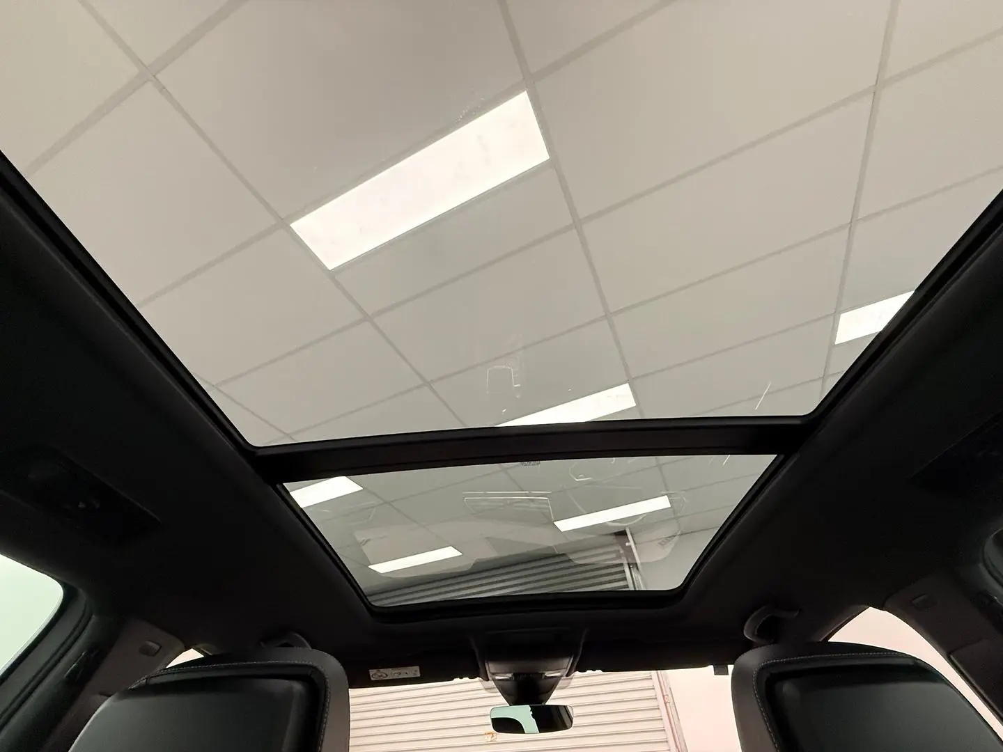 2021 Volkswagen Tiguan Gallery Image 26