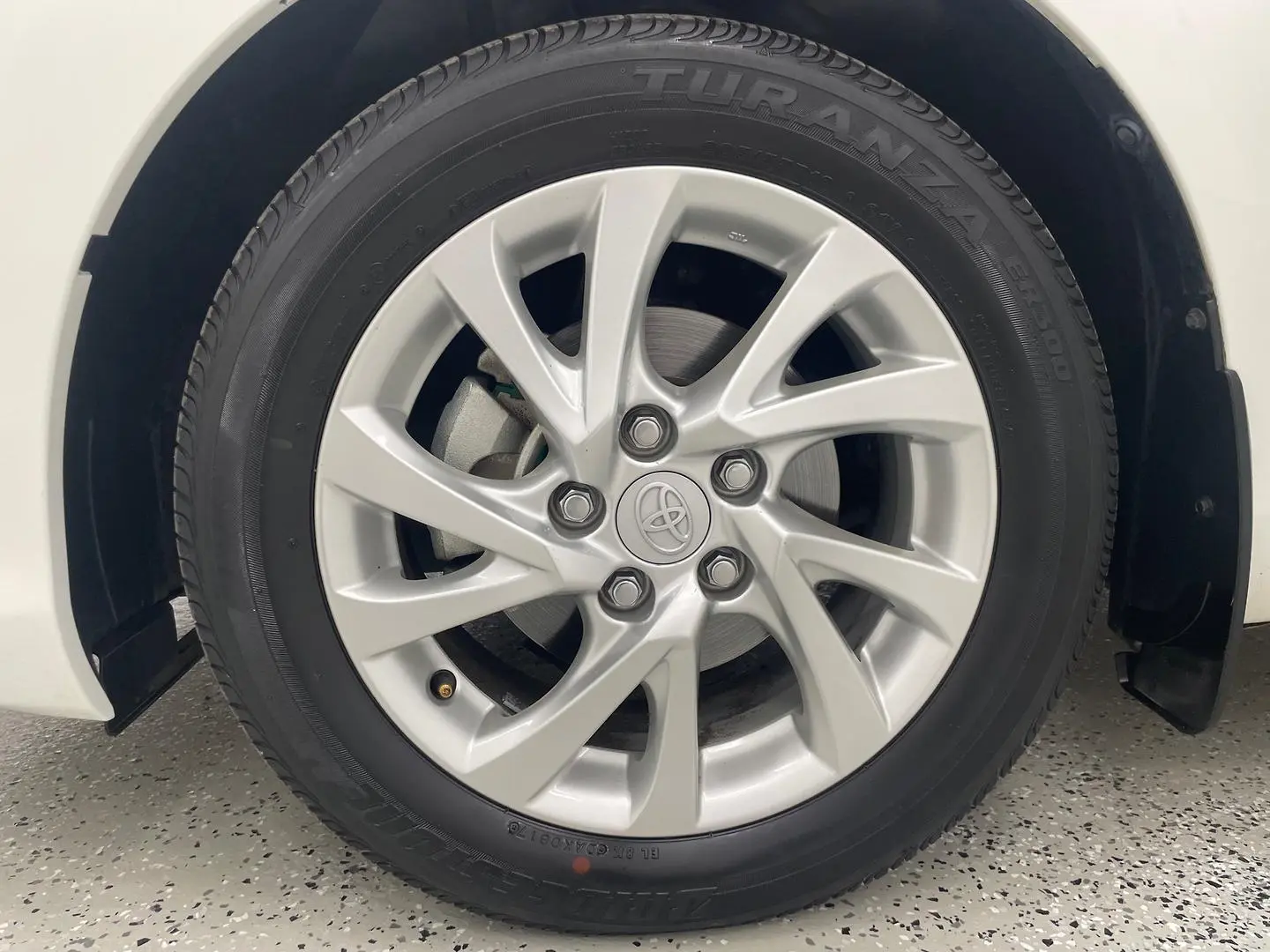 2017 Toyota Corolla Gallery Image 16