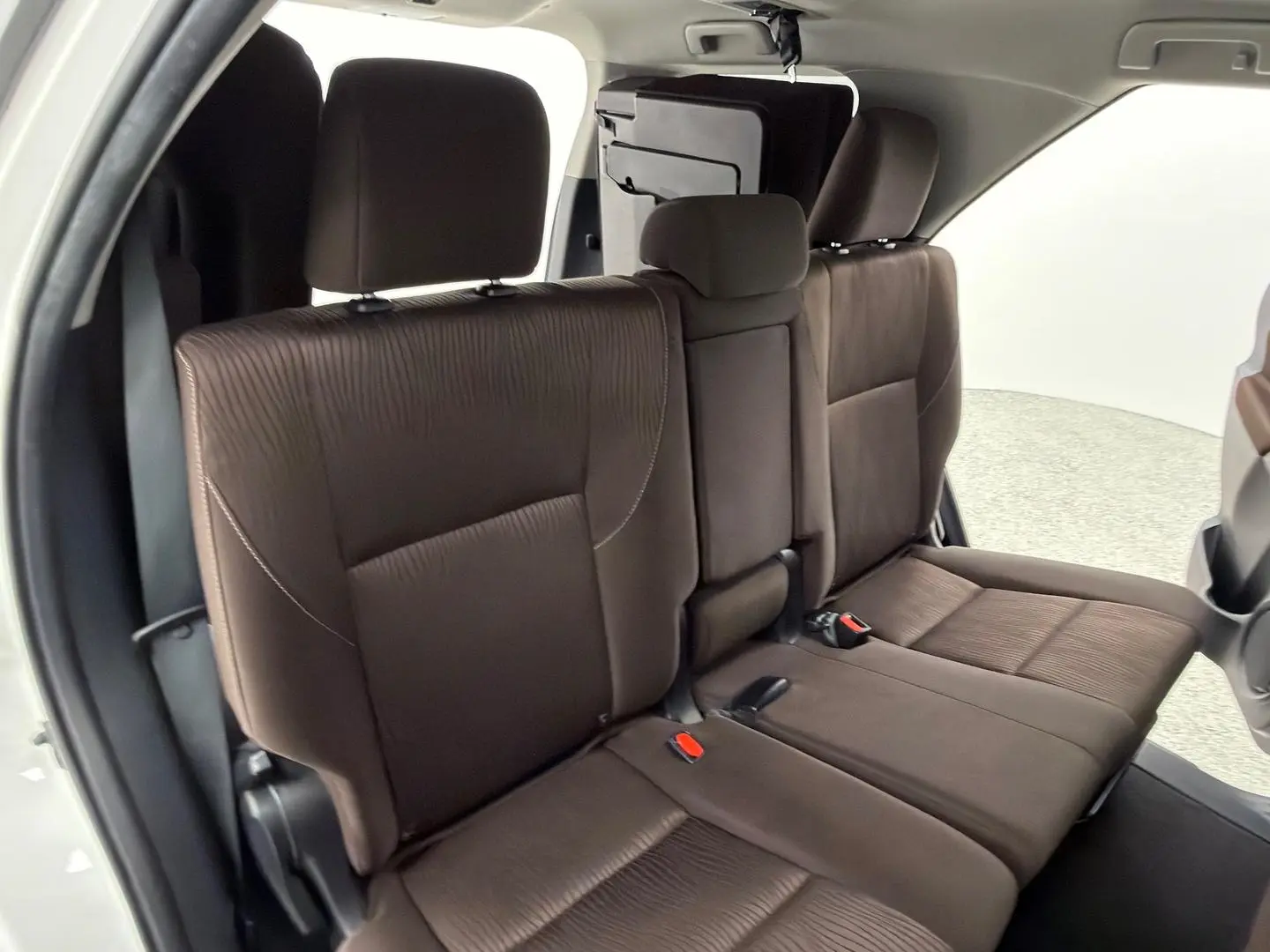 2019 Toyota Fortuner Gallery Image 24