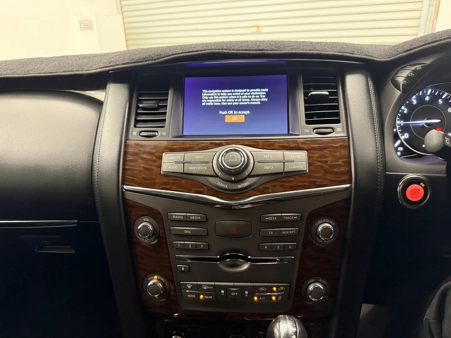 2022 Nissan Patrol Gallery Image 35