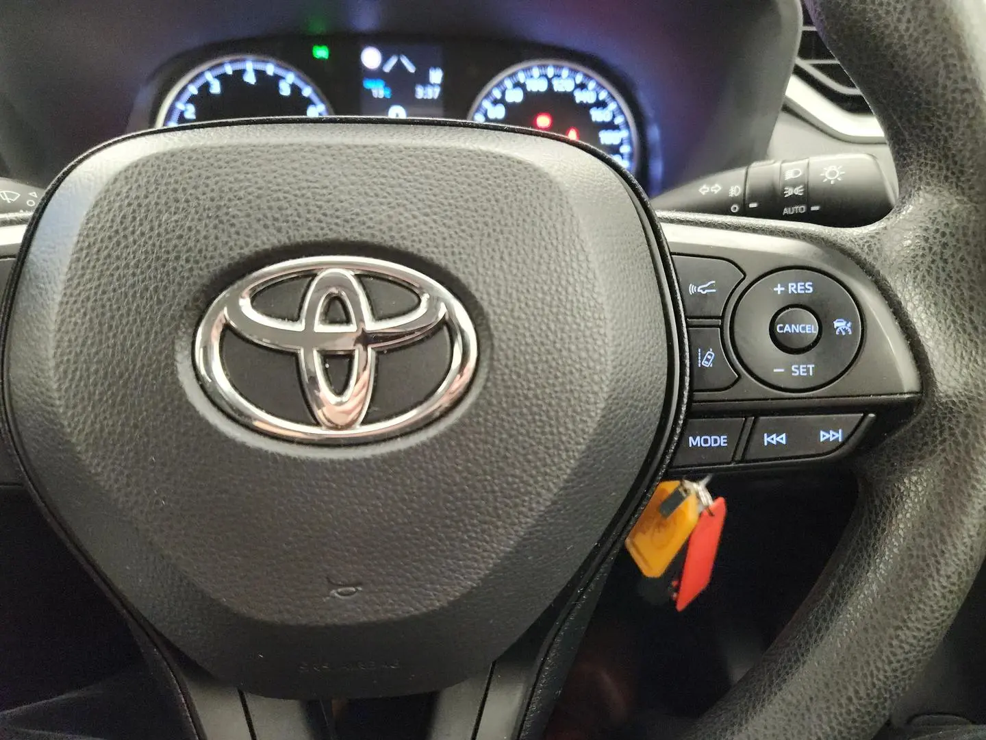 2020 Toyota RAV4 Gallery Image 28
