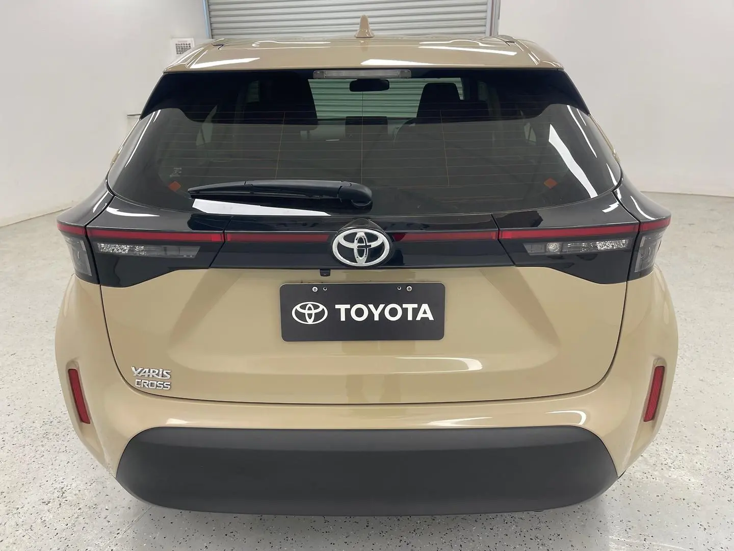 2022 Toyota Yaris Cross Gallery Image 4