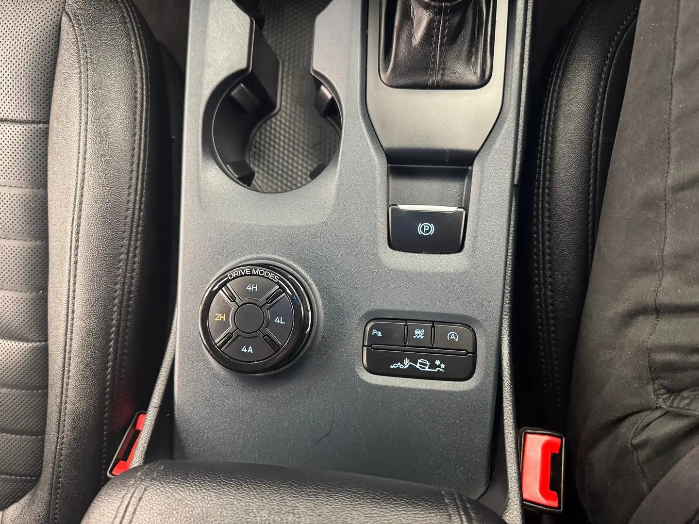 2023 Ford Everest Gallery Image 24
