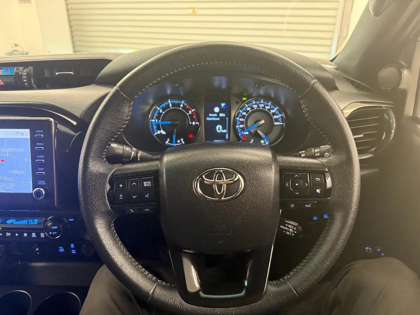 2023 Toyota Hilux Gallery Image 25