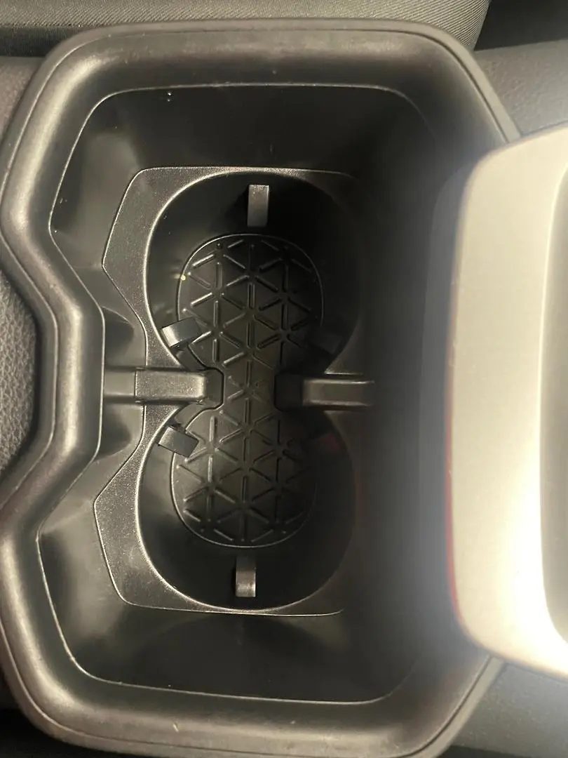 2022 Toyota RAV4 Gallery Image 31