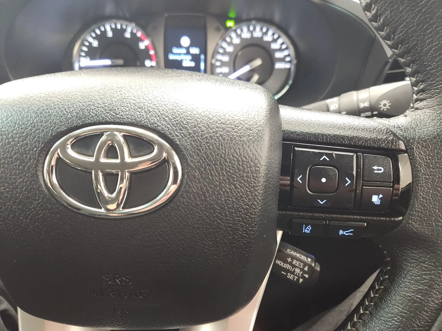 2023 Toyota Hilux Gallery Image 27