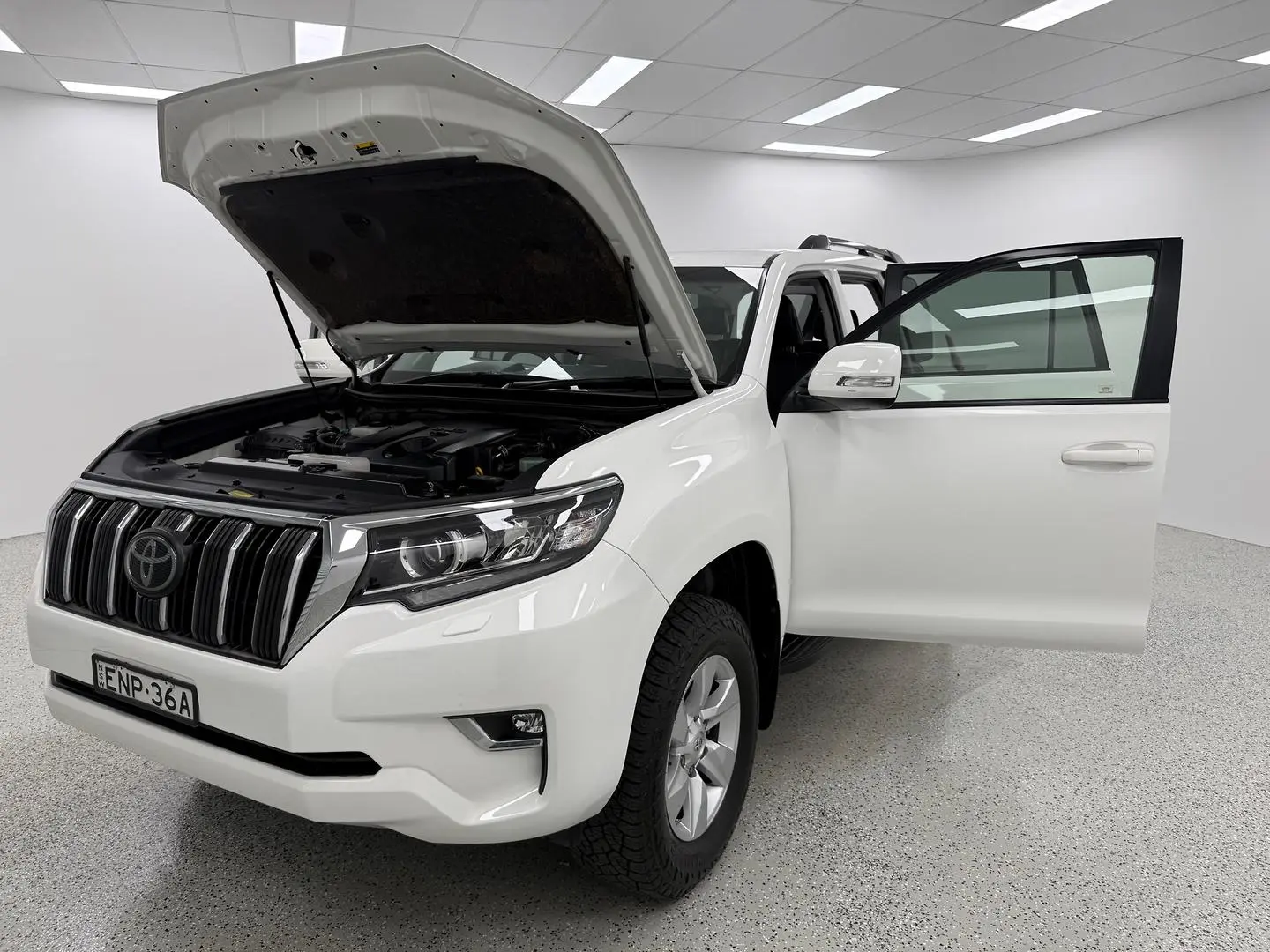 2021 Toyota Landcruiser Prado Gallery Image 8