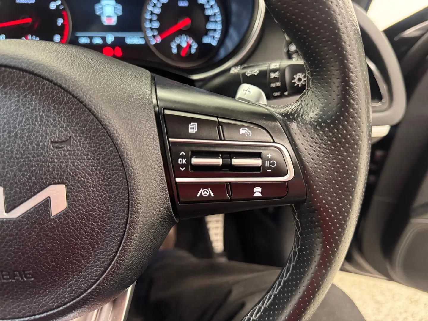 2022 Kia Stinger Gallery Image 19