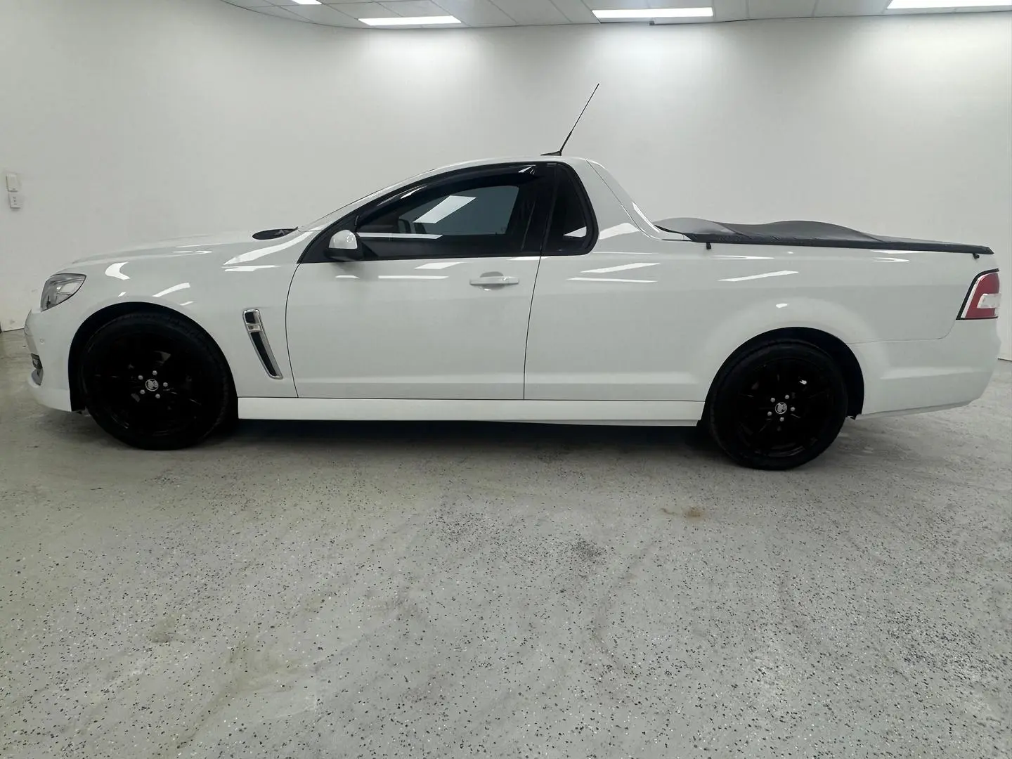 2016 Holden Ute Gallery Image 5