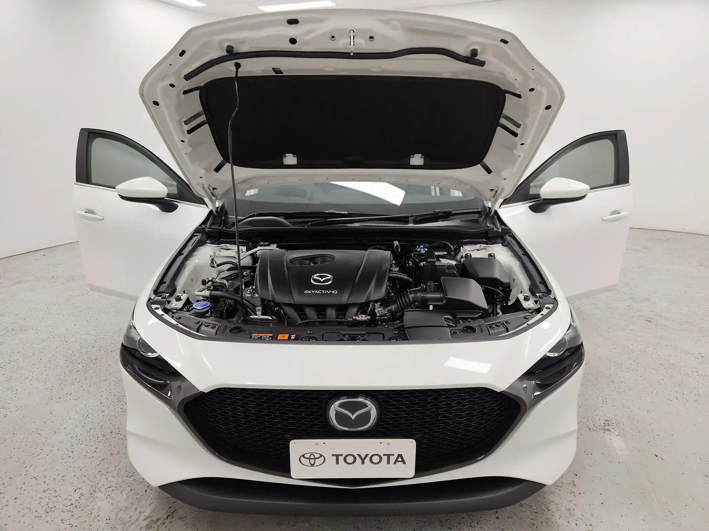 2020 Mazda 3 Gallery Image 15