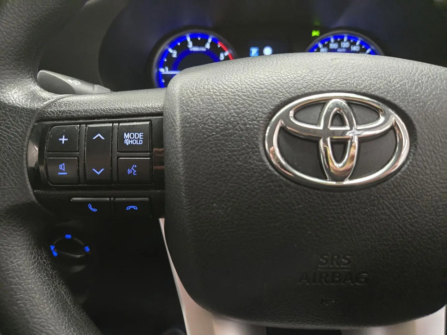 2019 Toyota Hilux Gallery Image 26