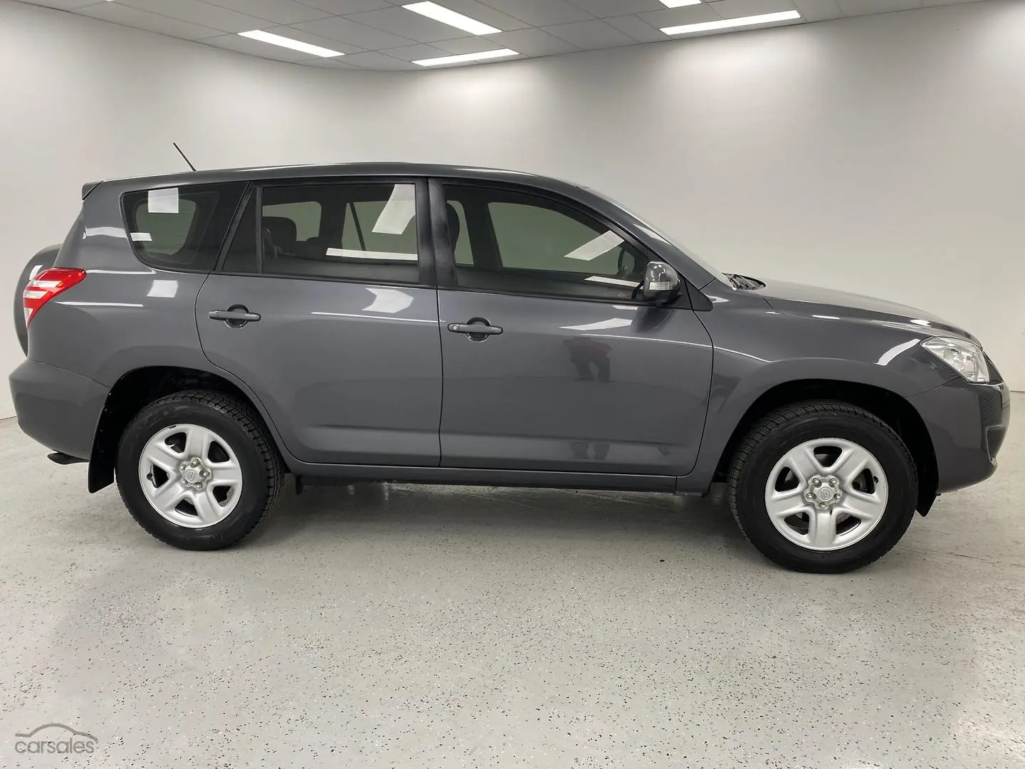 2012 Toyota RAV4 Image 2