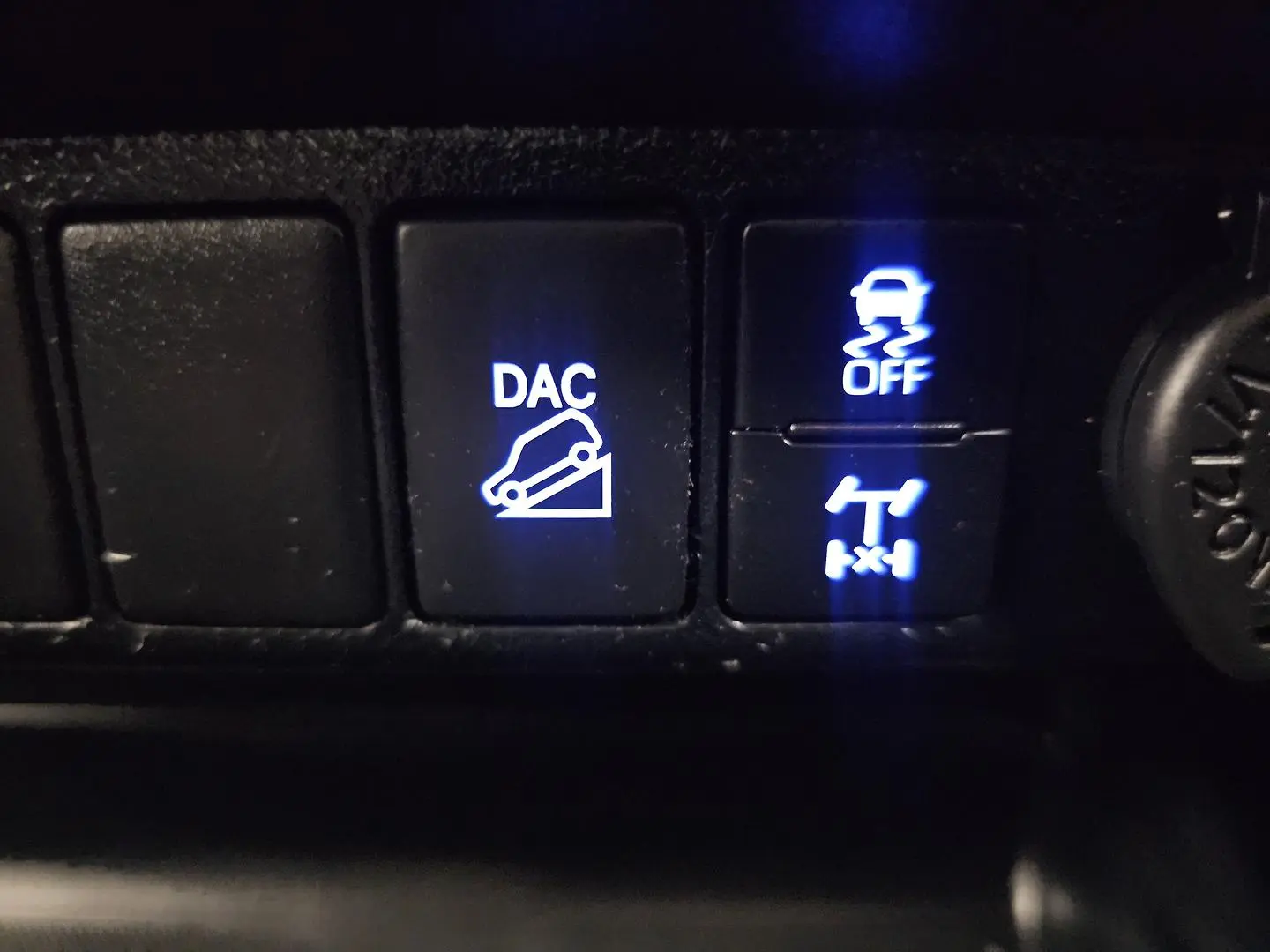 2021 Toyota Hilux Gallery Image 33