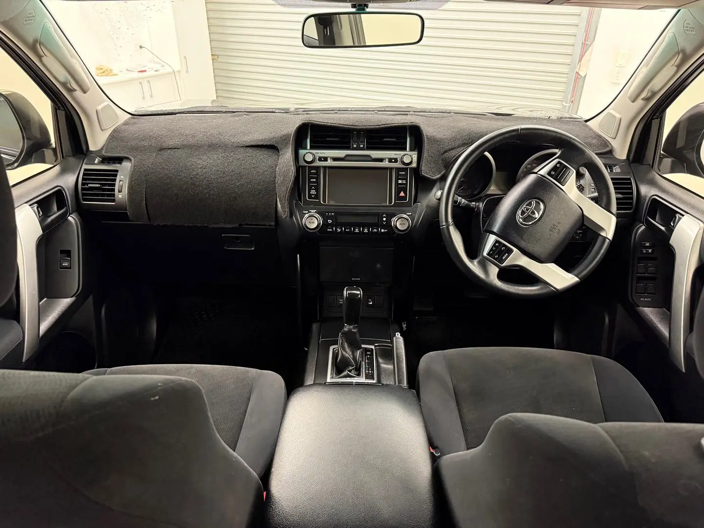 2016 Toyota Landcruiser Prado Gallery Image 22