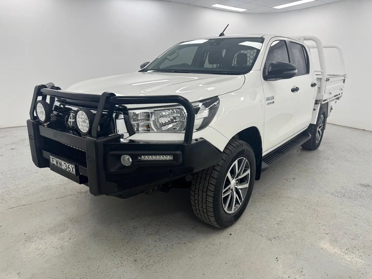 2020 Toyota Hilux Gallery Image 6