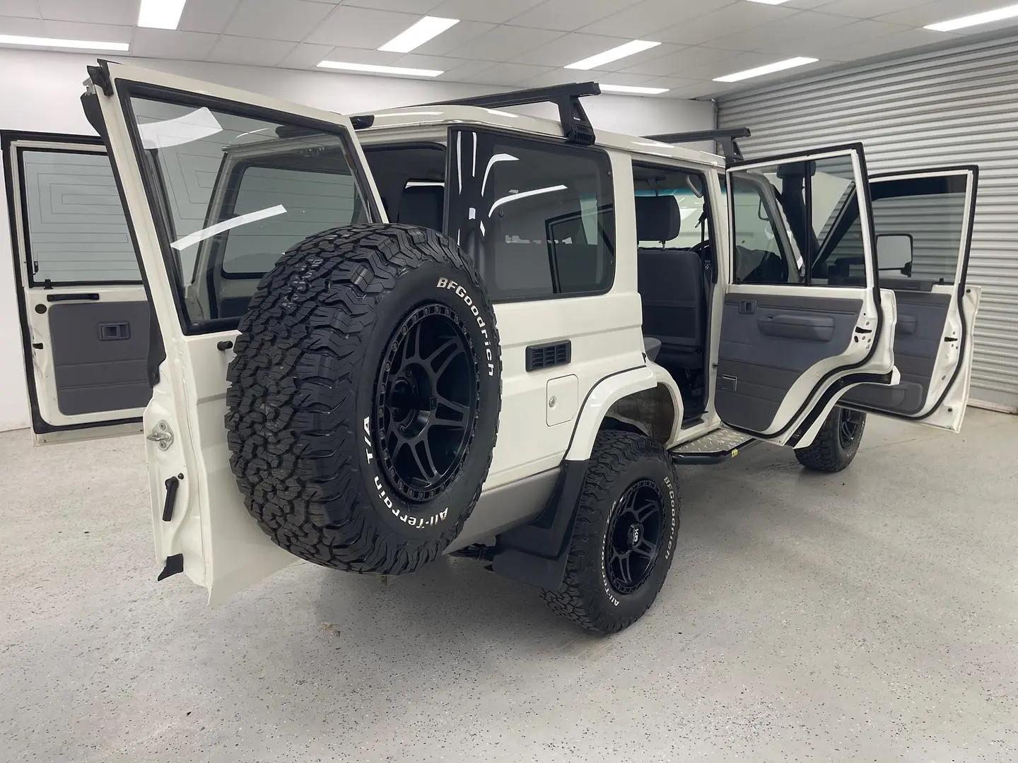 2020 Toyota Landcruiser Gallery Image 10