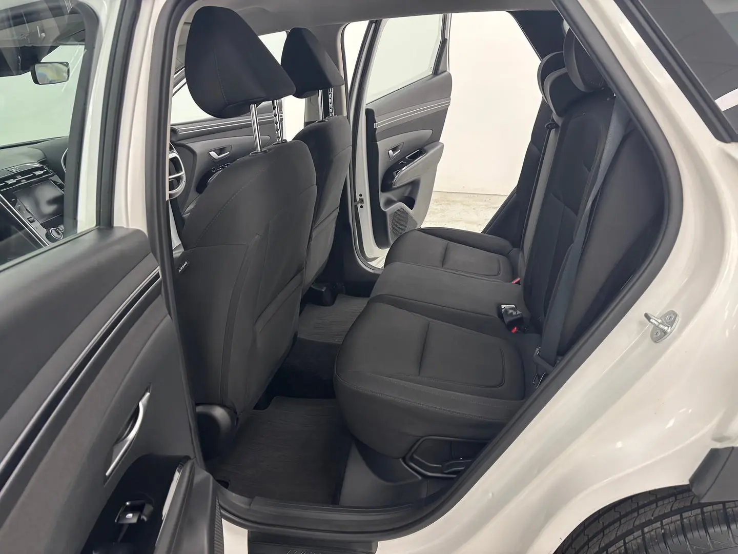 2023 Hyundai Tucson Gallery Image 18