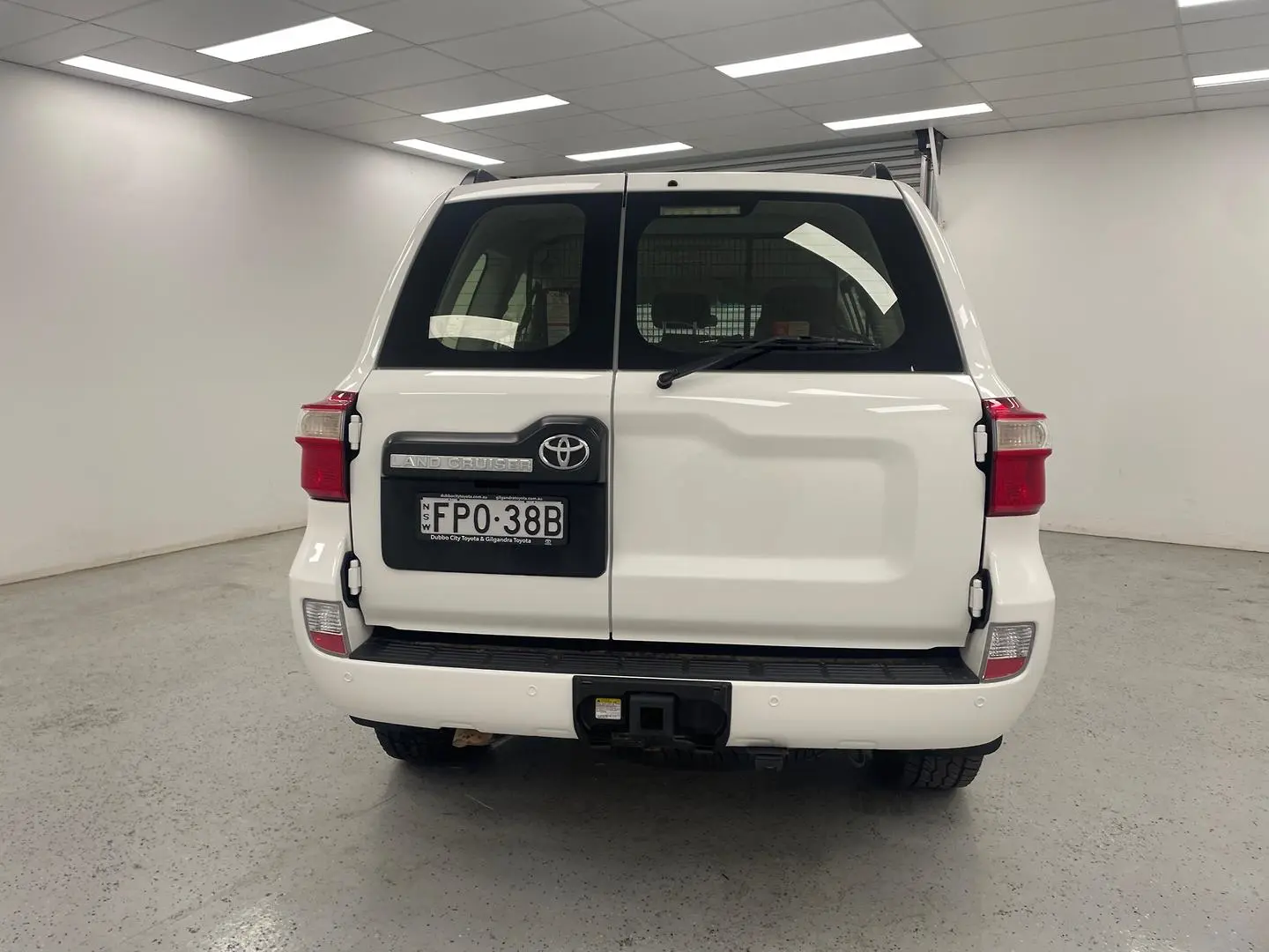 2020 Toyota Landcruiser Gallery Image 4