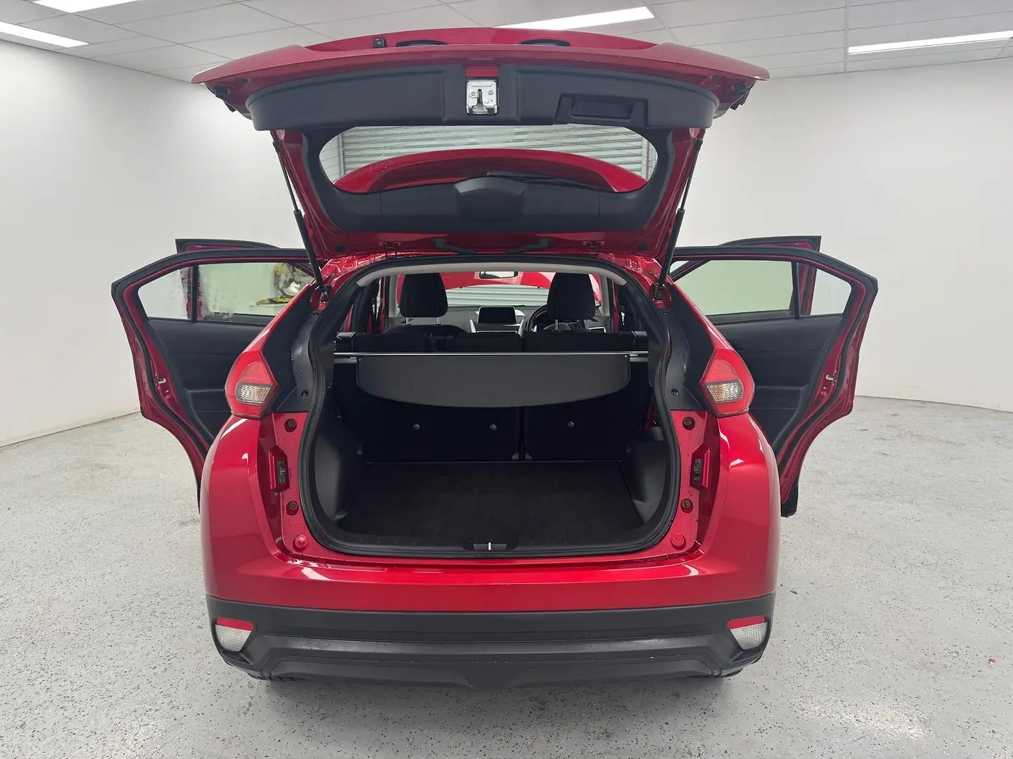 2019 Mitsubishi Eclipse Cross Gallery Image 10