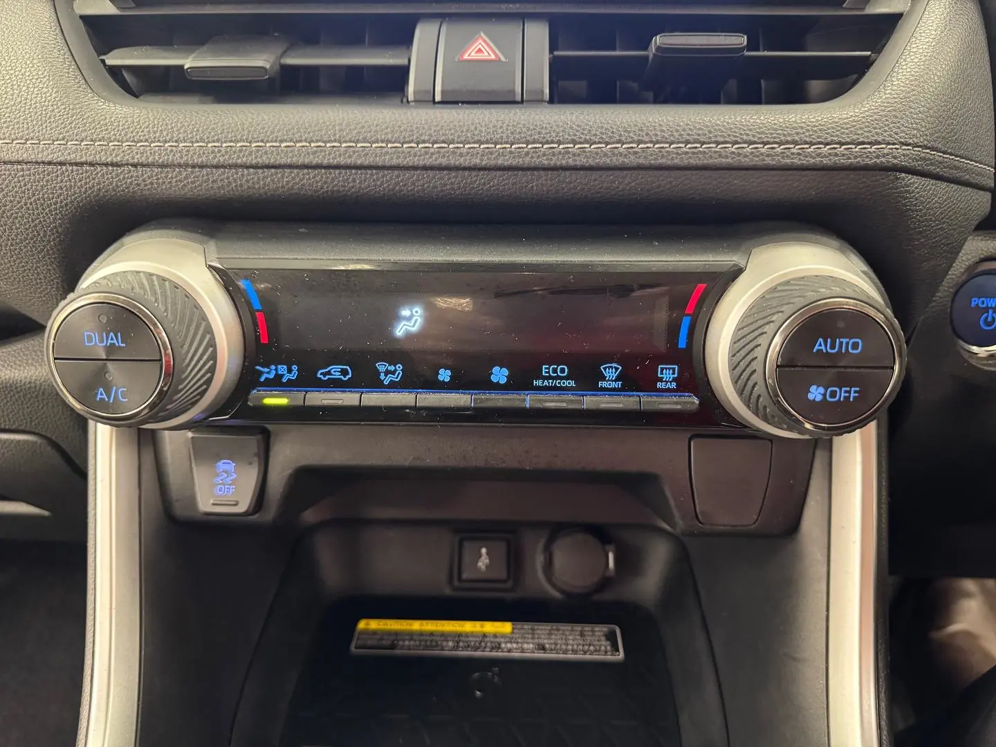 2020 Toyota RAV4 Gallery Image 22