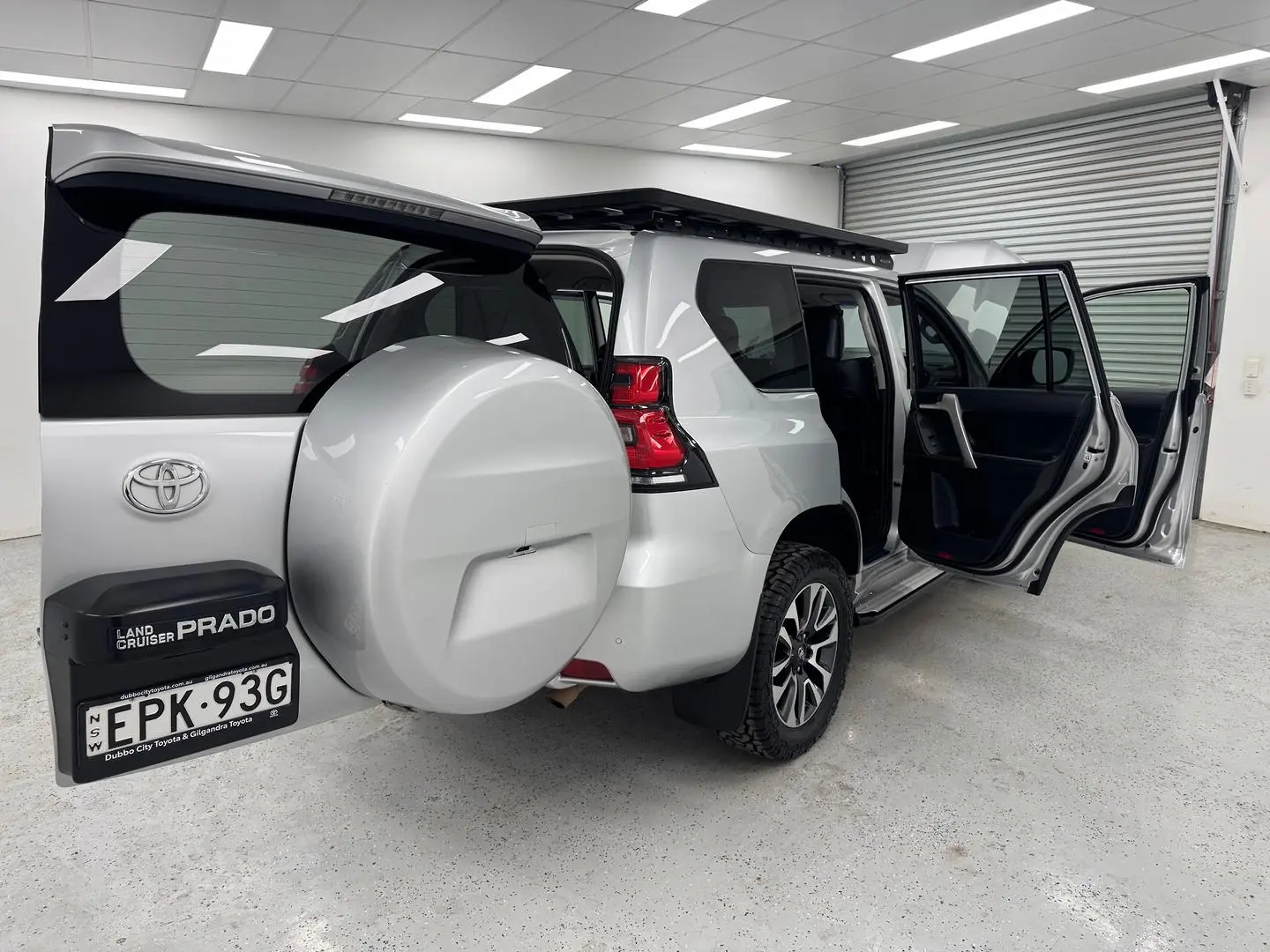2021 Toyota Landcruiser Prado Gallery Image 9