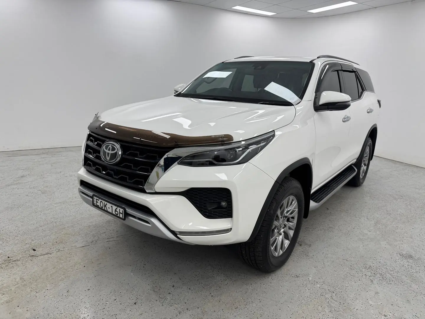 2021 Toyota Fortuner Gallery Image 6