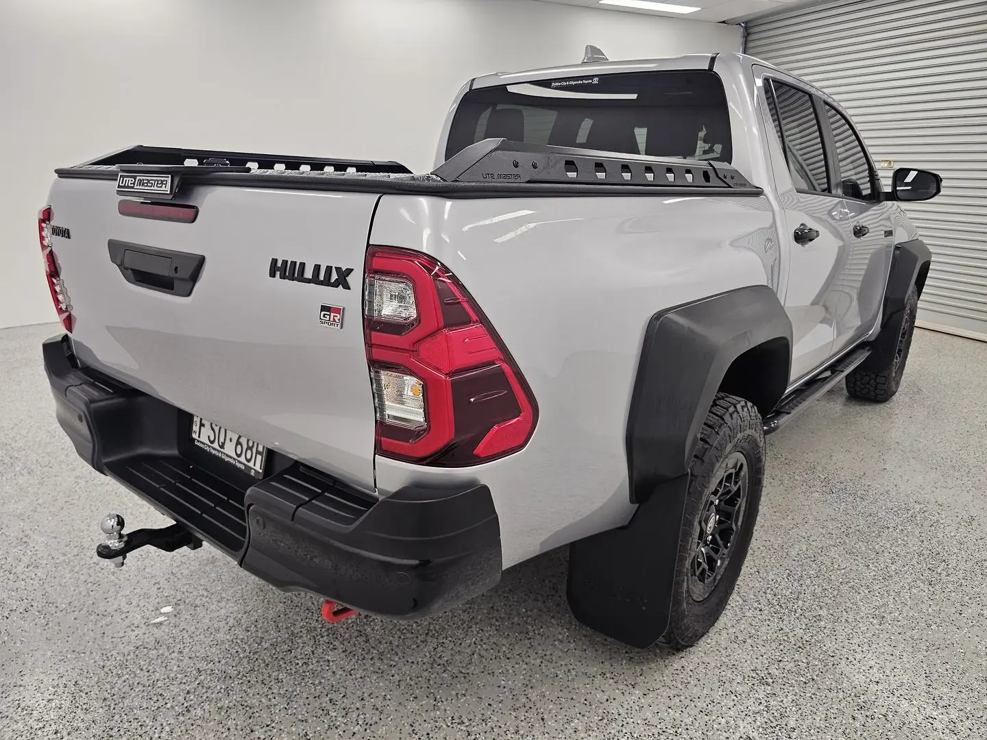 2025 Toyota Hilux Gallery Image 3