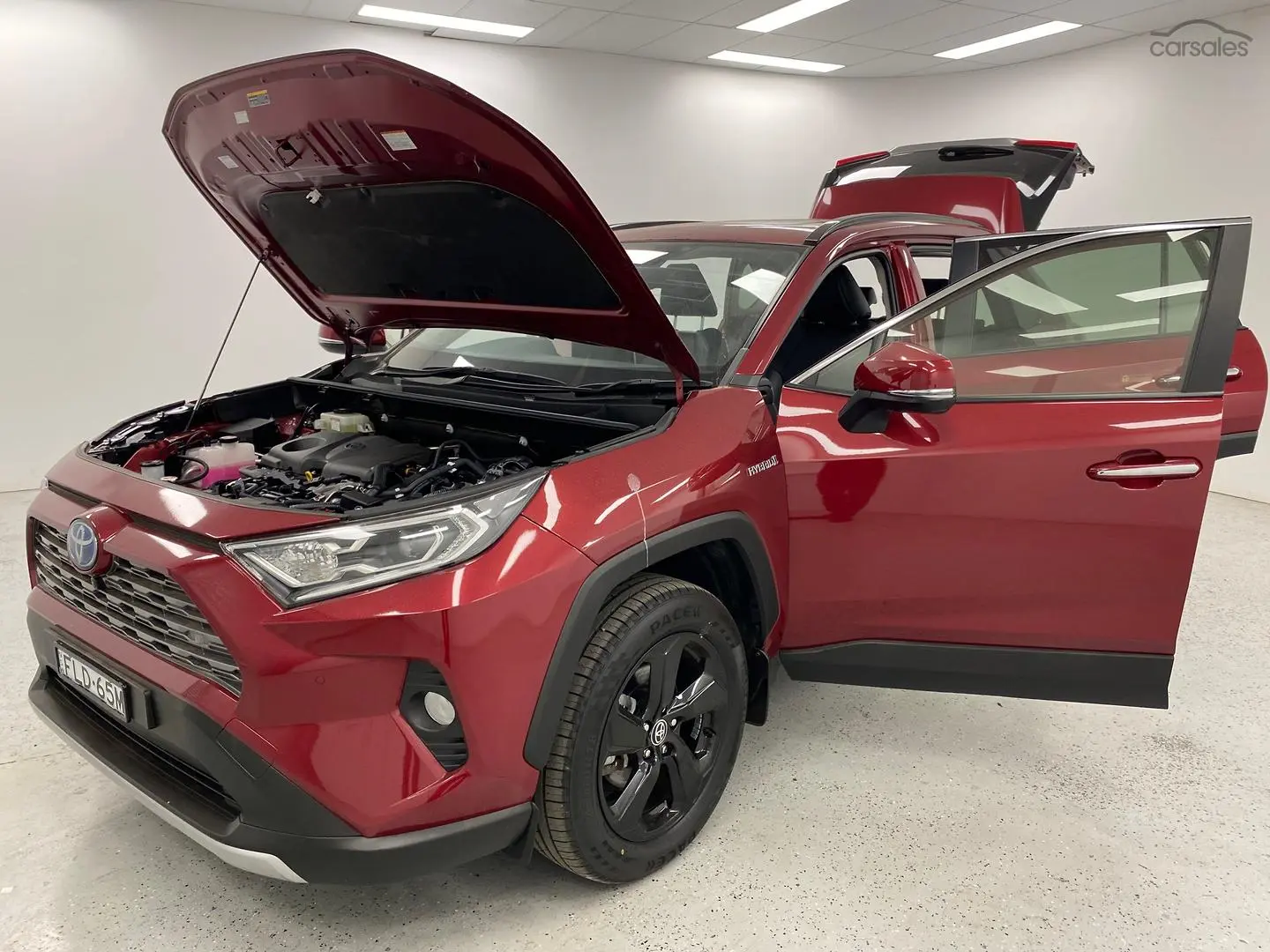 2019 Toyota RAV4 Image 15