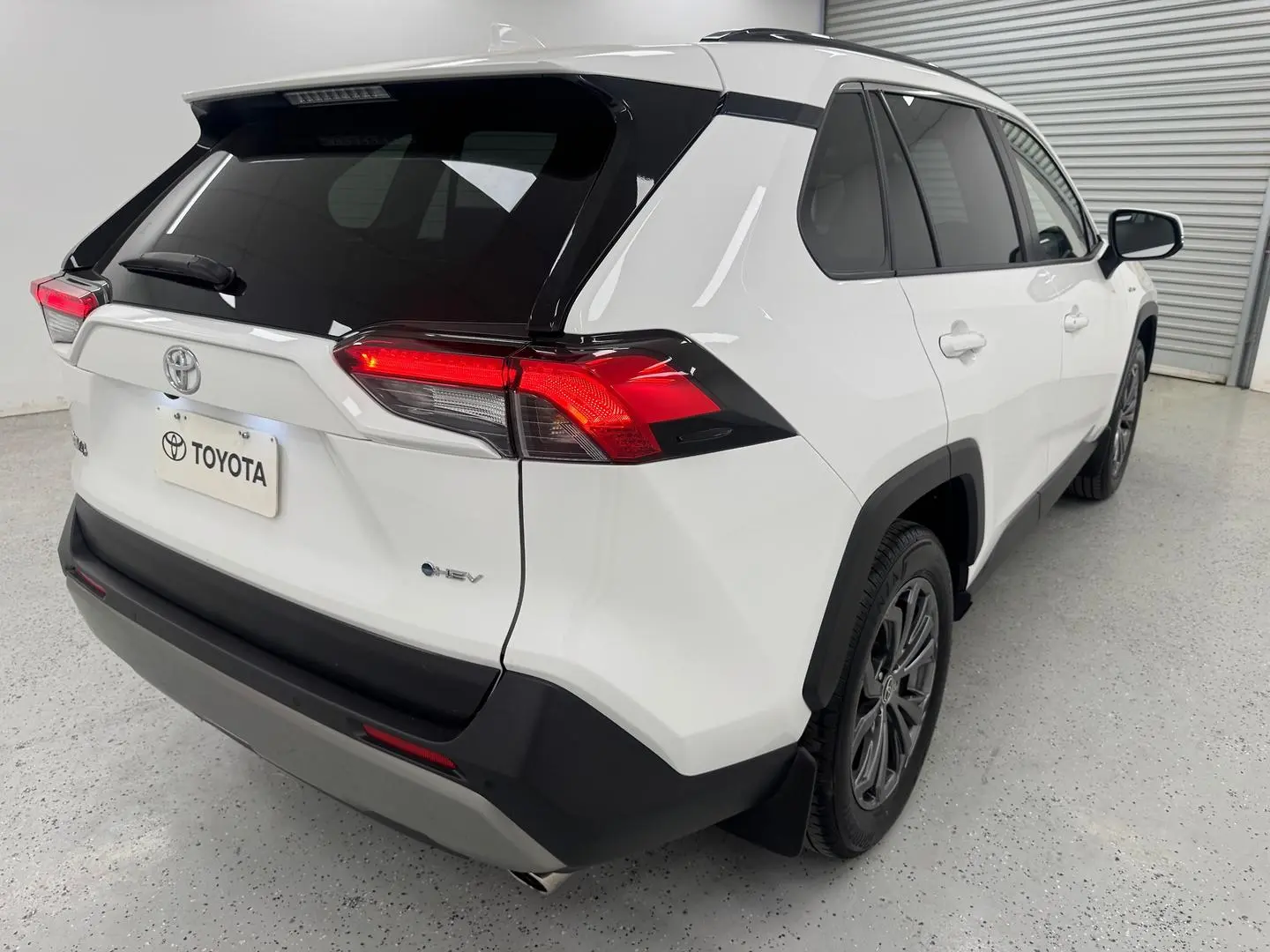 2024 Toyota RAV4 Gallery Image 3