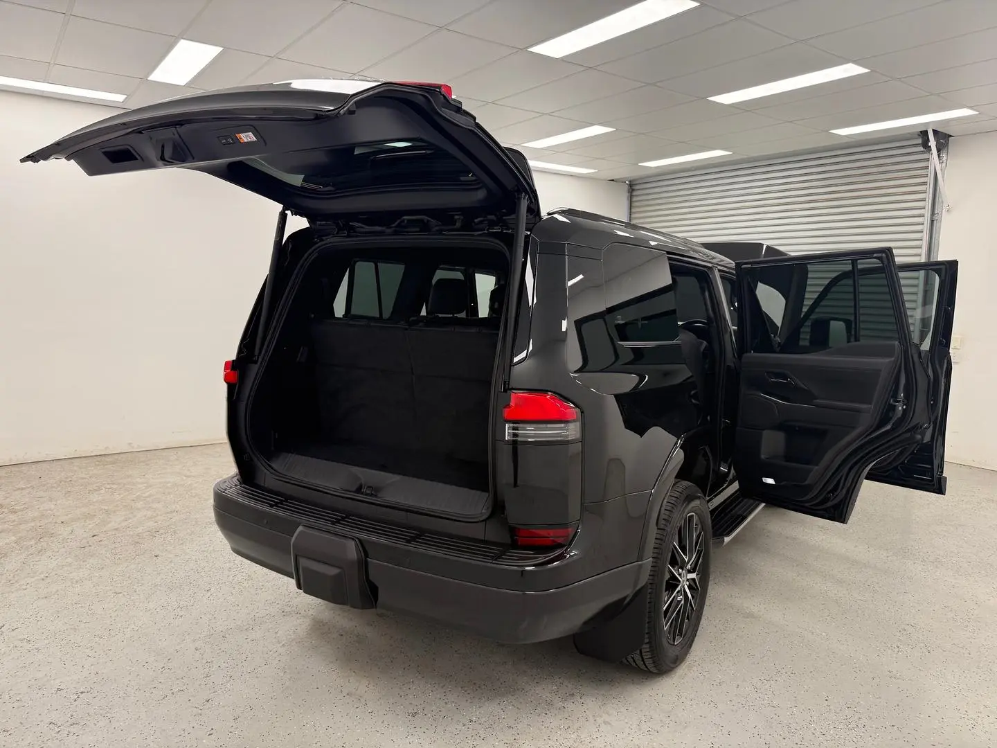 2025 Lexus GX Gallery Image 20