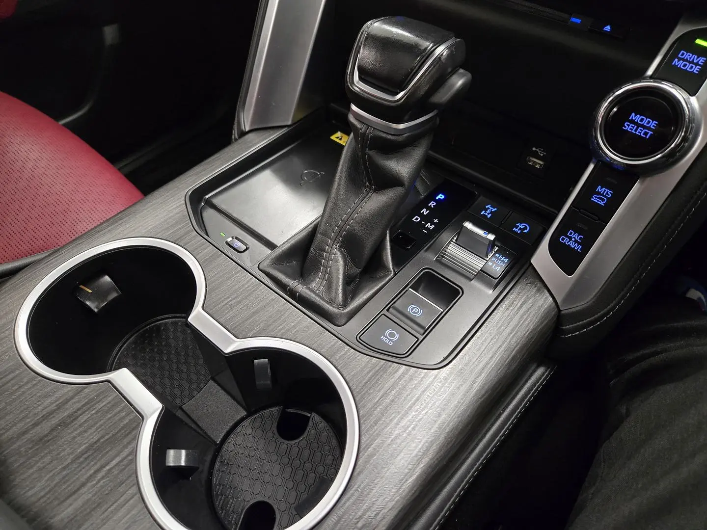 2021 Toyota Landcruiser Gallery Image 32