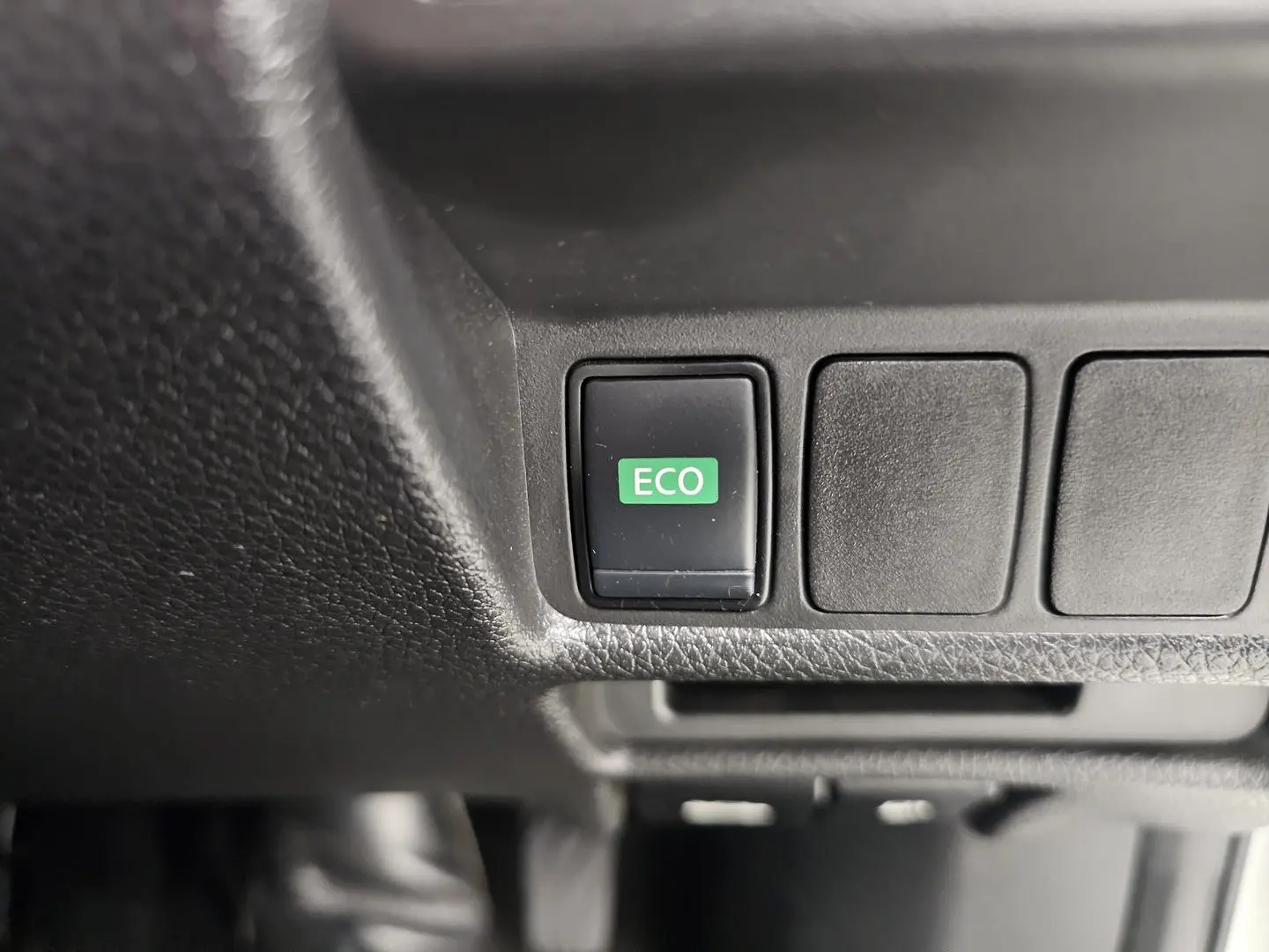 2021 Nissan X-TRAIL Gallery Image 35