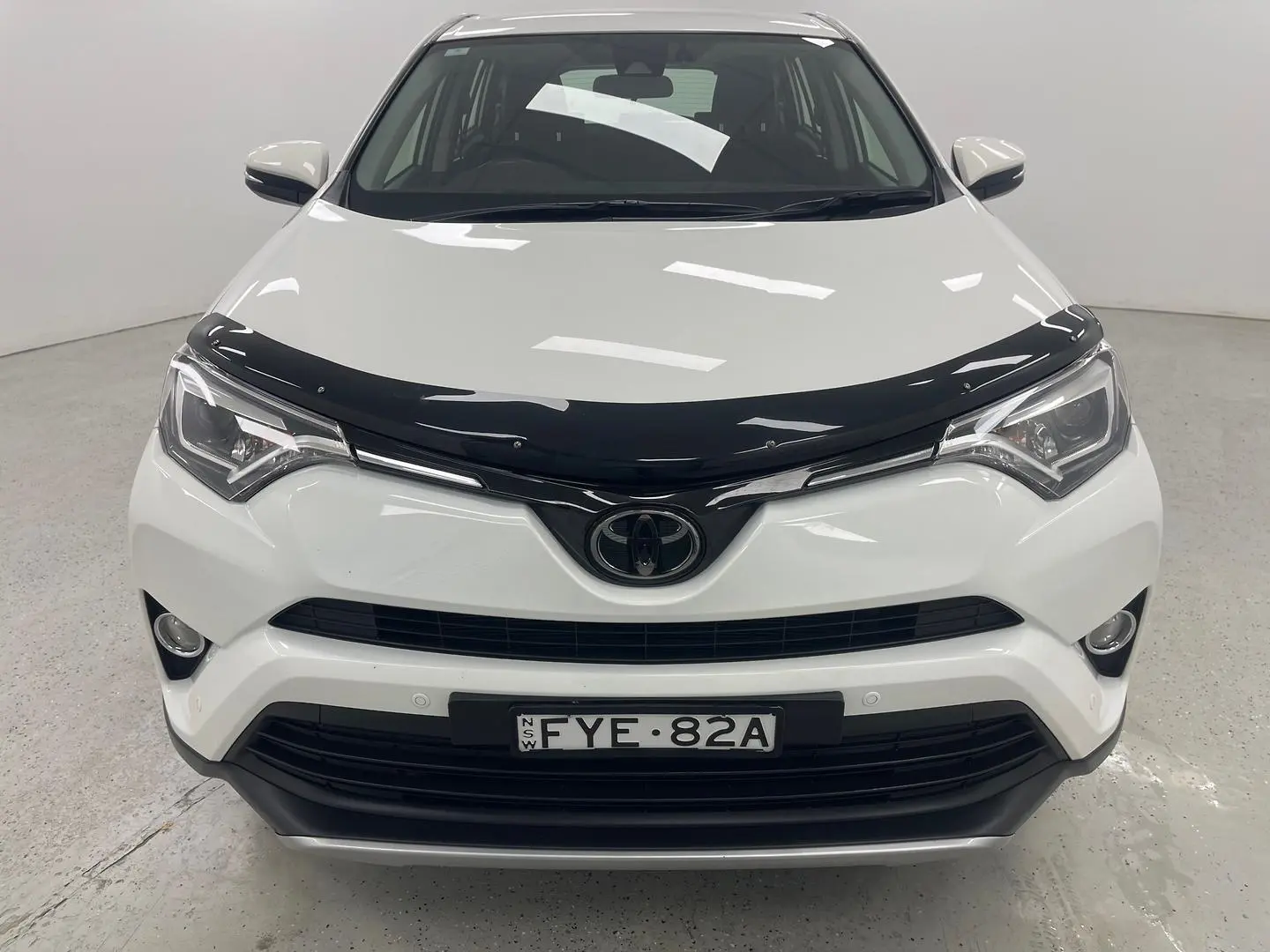 2018 Toyota RAV4 Gallery Image 35