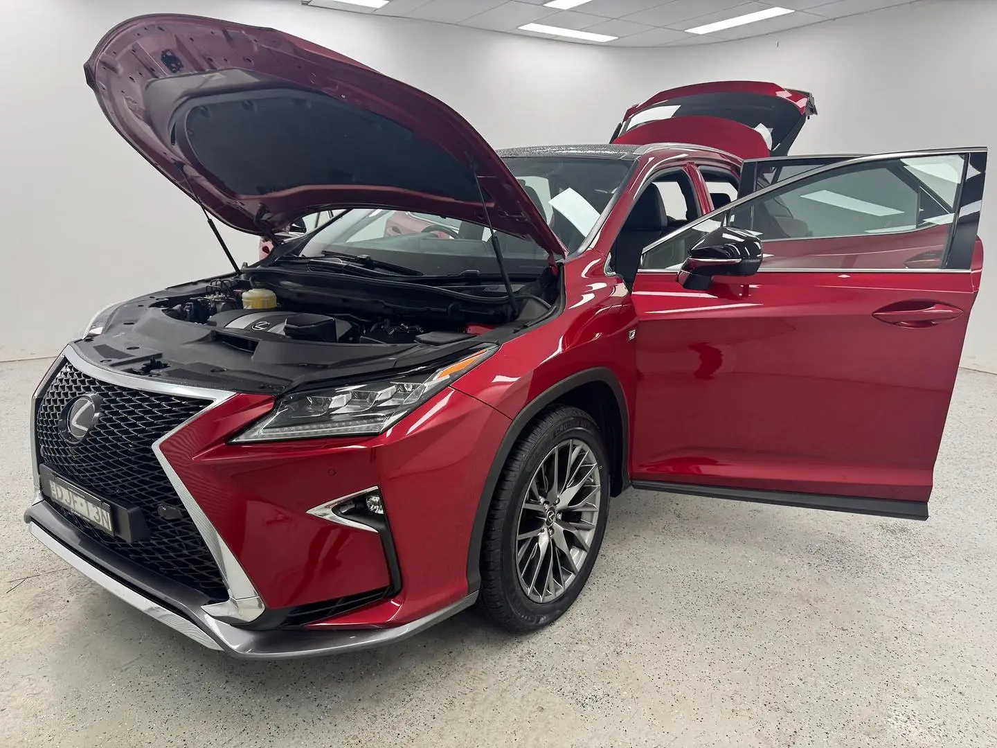 2016 Lexus RX Gallery Image 12