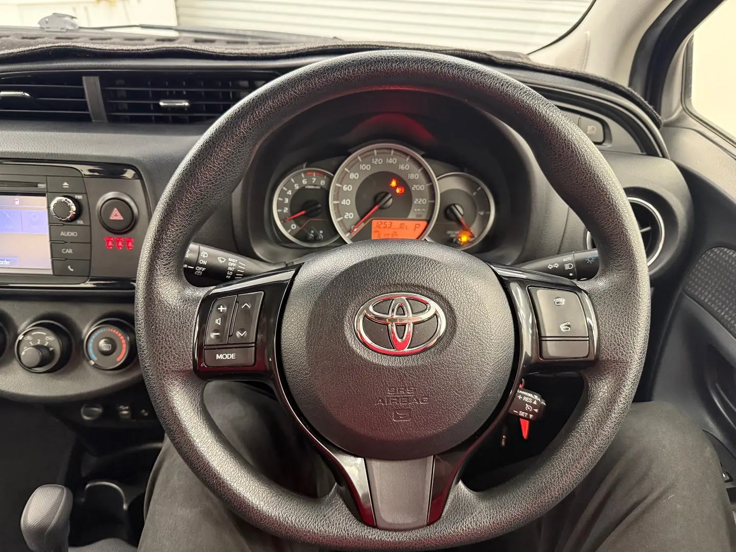 2018 Toyota Yaris Gallery Image 24