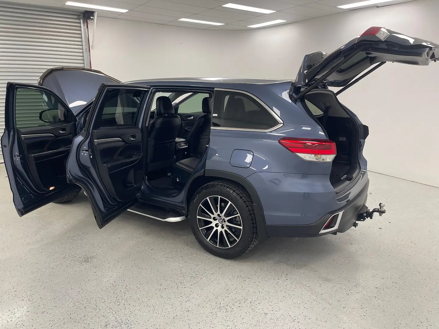2019 Toyota Kluger Gallery Image 12
