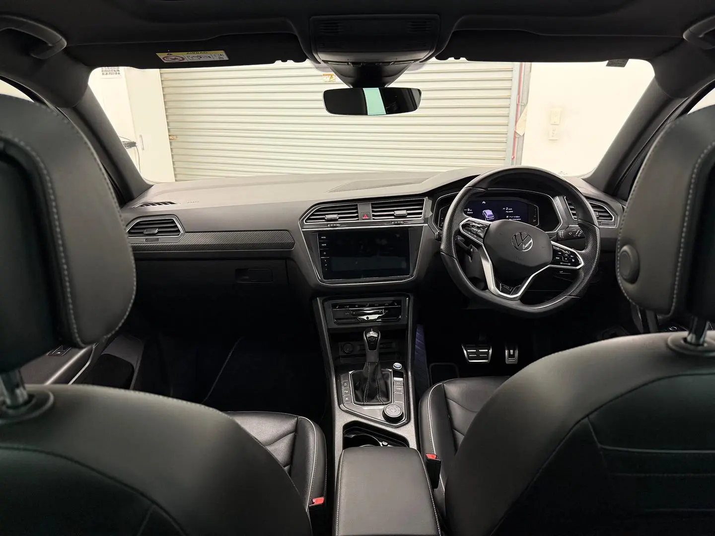 2021 Volkswagen Tiguan Gallery Image 25