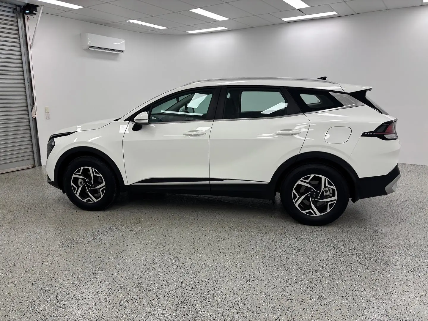 2024 Kia Sportage Gallery Image 6