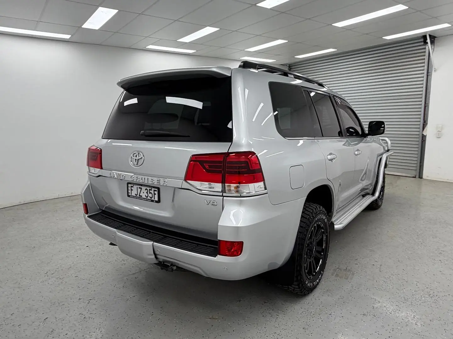 2018 Toyota Landcruiser Gallery Image 3