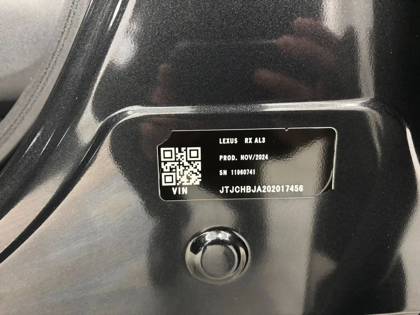 2024 Lexus RX Gallery Image 17